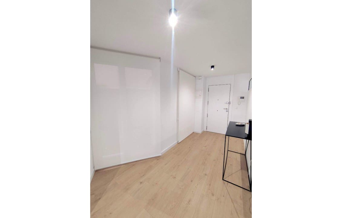 Appartement de 3 chambres à louer à Alicante ville - 1 800 € (Ref: 4617150)