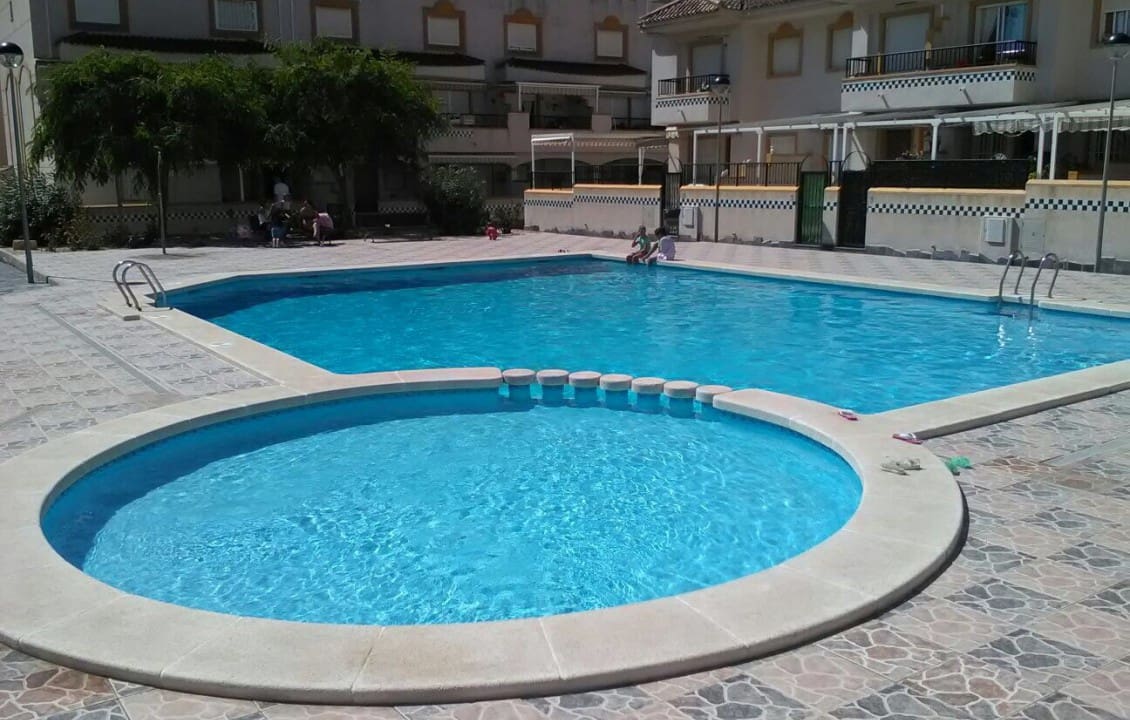 2 Zimmer Ferienapartment in Santa Pola mit Pool - 600 € (Ref: 4918334)