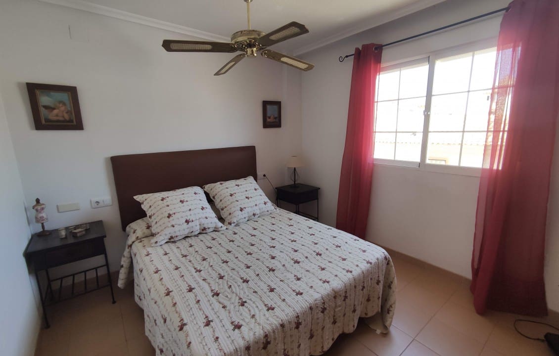 2 Zimmer Ferienapartment in Santa Pola mit Pool - 600 € (Ref: 4918334)