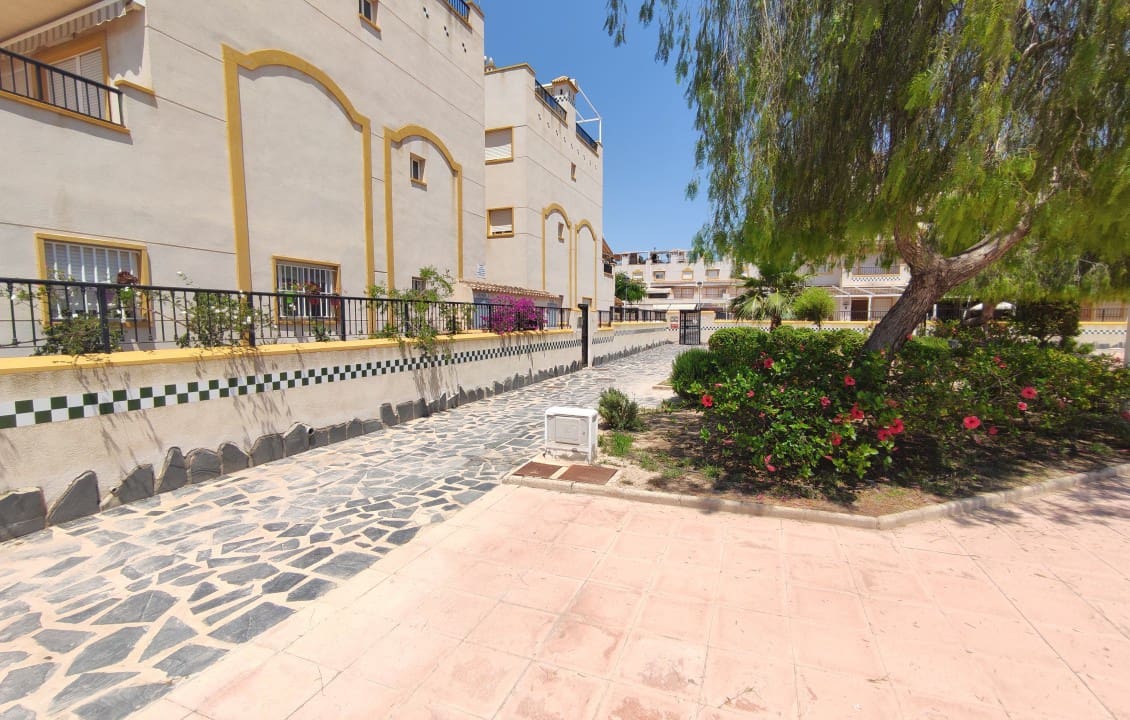 2 Zimmer Ferienapartment in Santa Pola mit Pool - 600 € (Ref: 4918334)