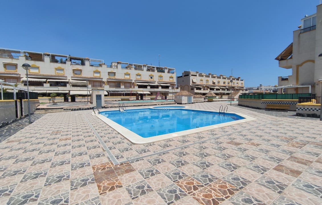 2 Zimmer Ferienapartment in Santa Pola mit Pool - 600 € (Ref: 4918334)