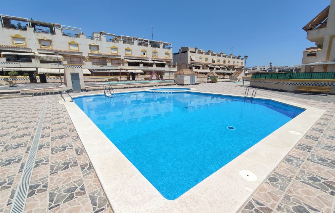 2 Zimmer Ferienapartment in Santa Pola mit Pool - 600 € (Ref: 4918334)