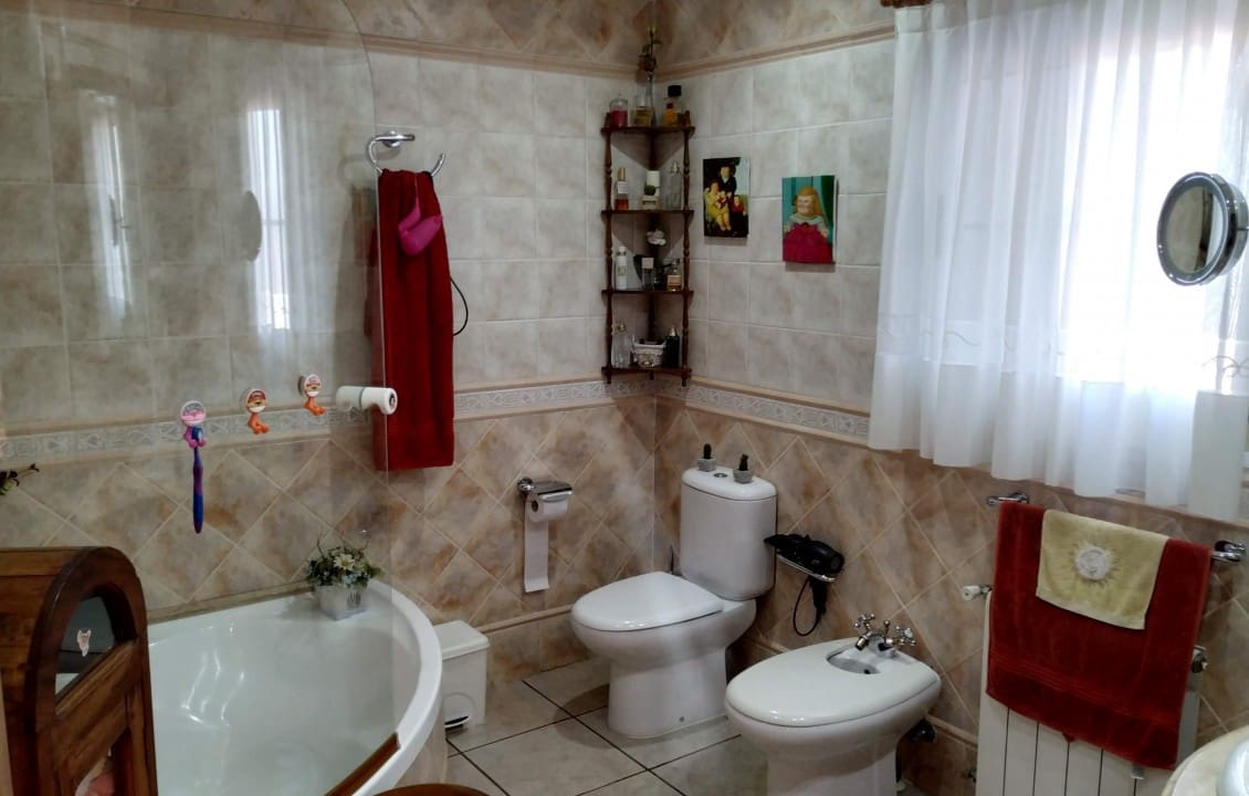 5 soveværelse Villa til salg i Elche / Elx med swimmingpool - € 580.000 (Ref: 5054042)