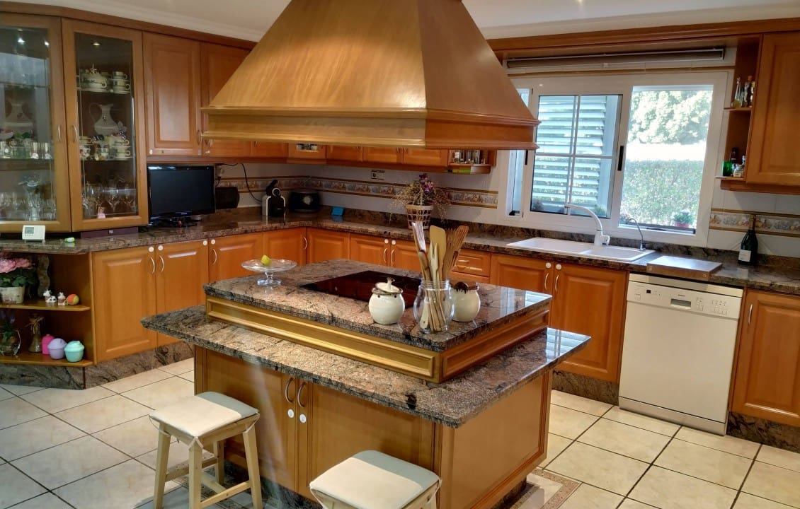 5 soveværelse Villa til salg i Elche / Elx med swimmingpool - € 580.000 (Ref: 5054042)