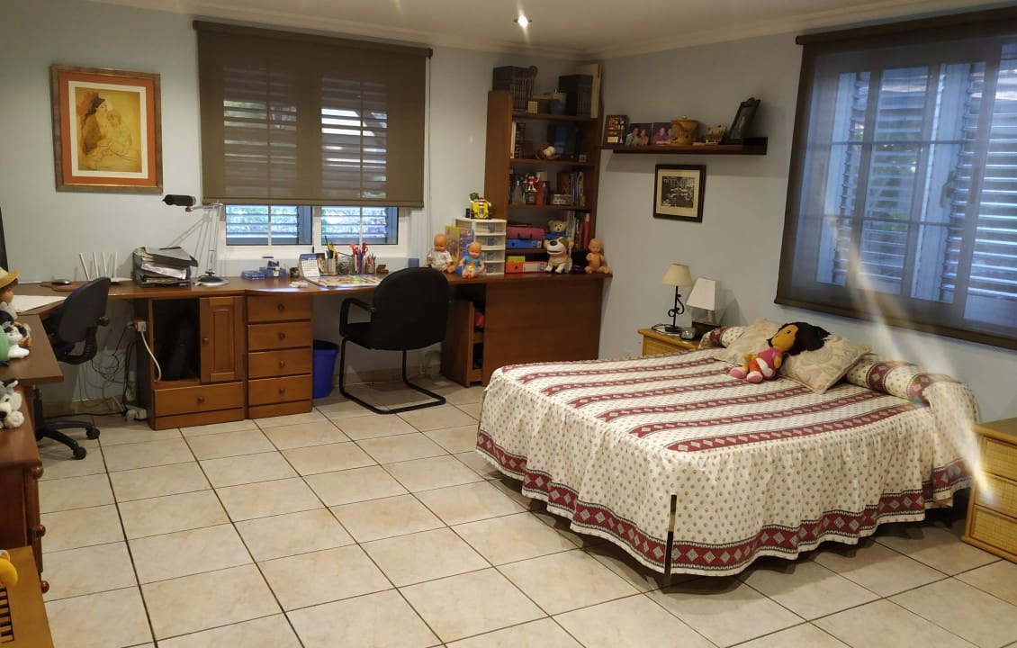 5 soveværelse Villa til salg i Elche / Elx med swimmingpool - € 580.000 (Ref: 5054042)