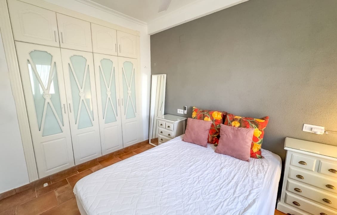 2 bedroom Bungalow for holiday rental in Santa Pola with pool - € 650 (Ref: 6208273)