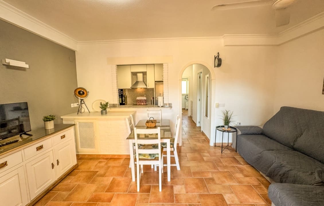 2 bedroom Bungalow for holiday rental in Santa Pola with pool - € 650 (Ref: 6208273)