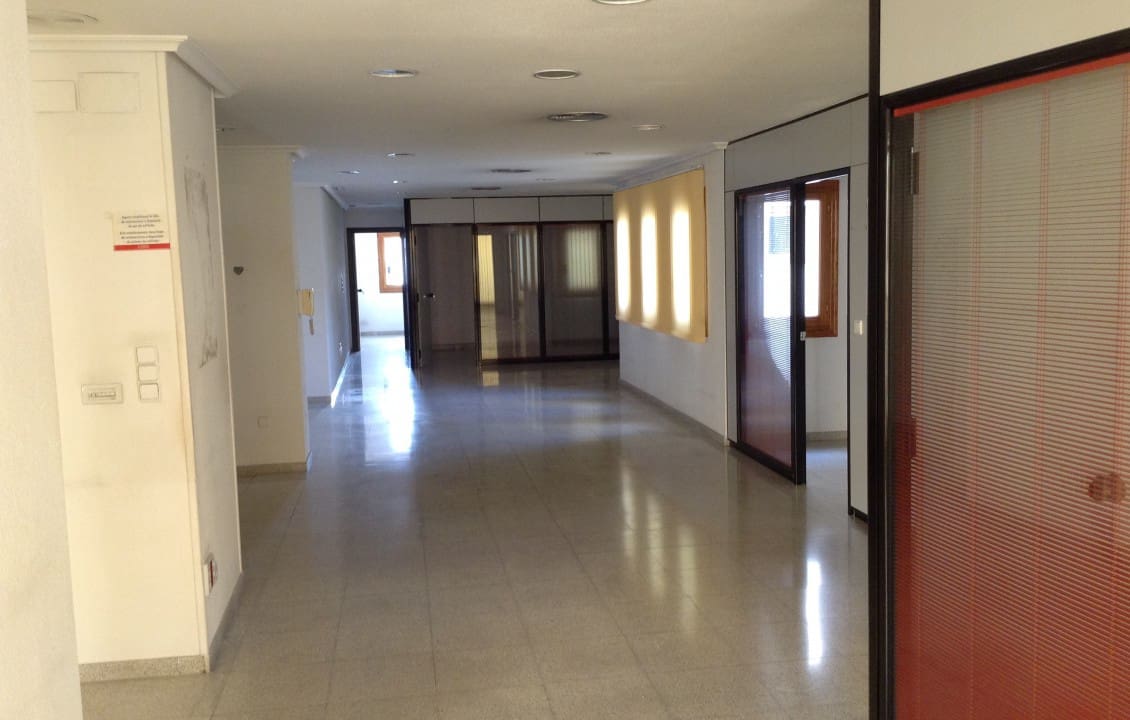 6 soveværelse Kontor til leje i Elche / Elx - € 1.000 (Ref: 6479605)