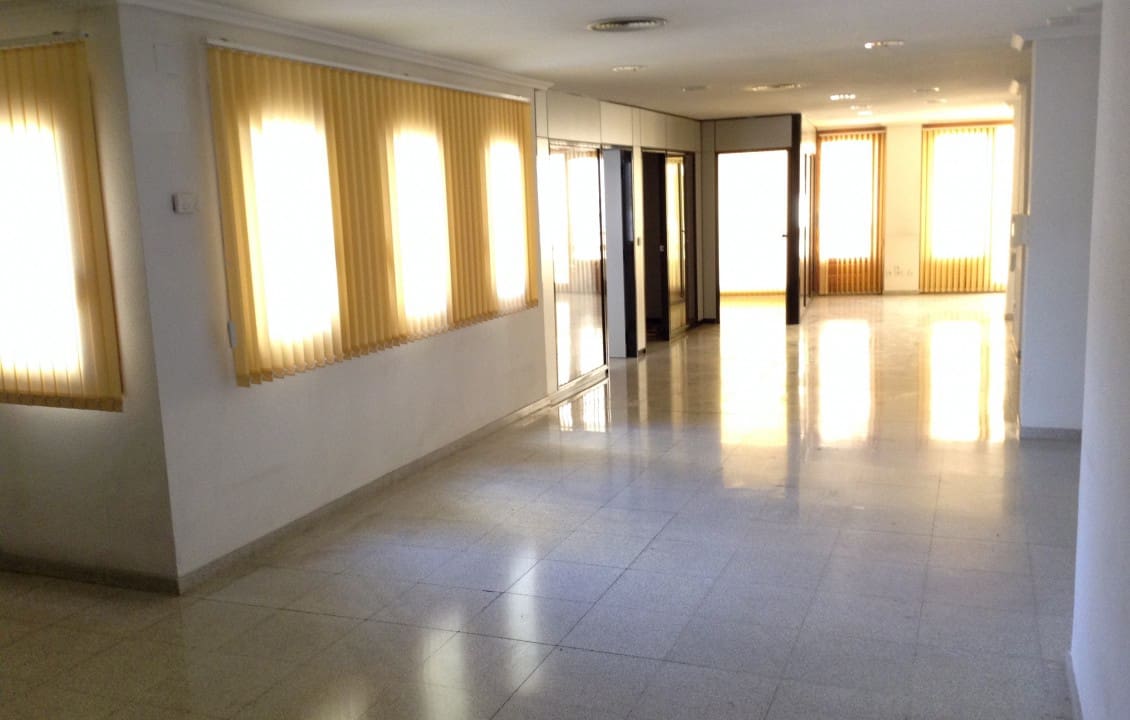 6 soveværelse Kontor til leje i Elche / Elx - € 1.000 (Ref: 6479605)