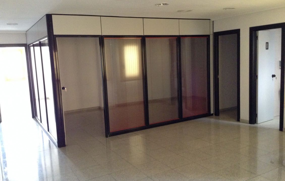 6 soveværelse Kontor til leje i Elche / Elx - € 1.000 (Ref: 6479605)