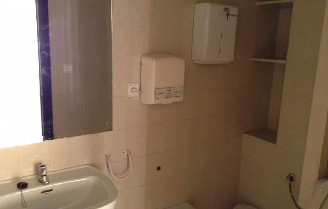 6 soveværelse Kontor til leje i Elche / Elx - € 1.000 (Ref: 6479605)