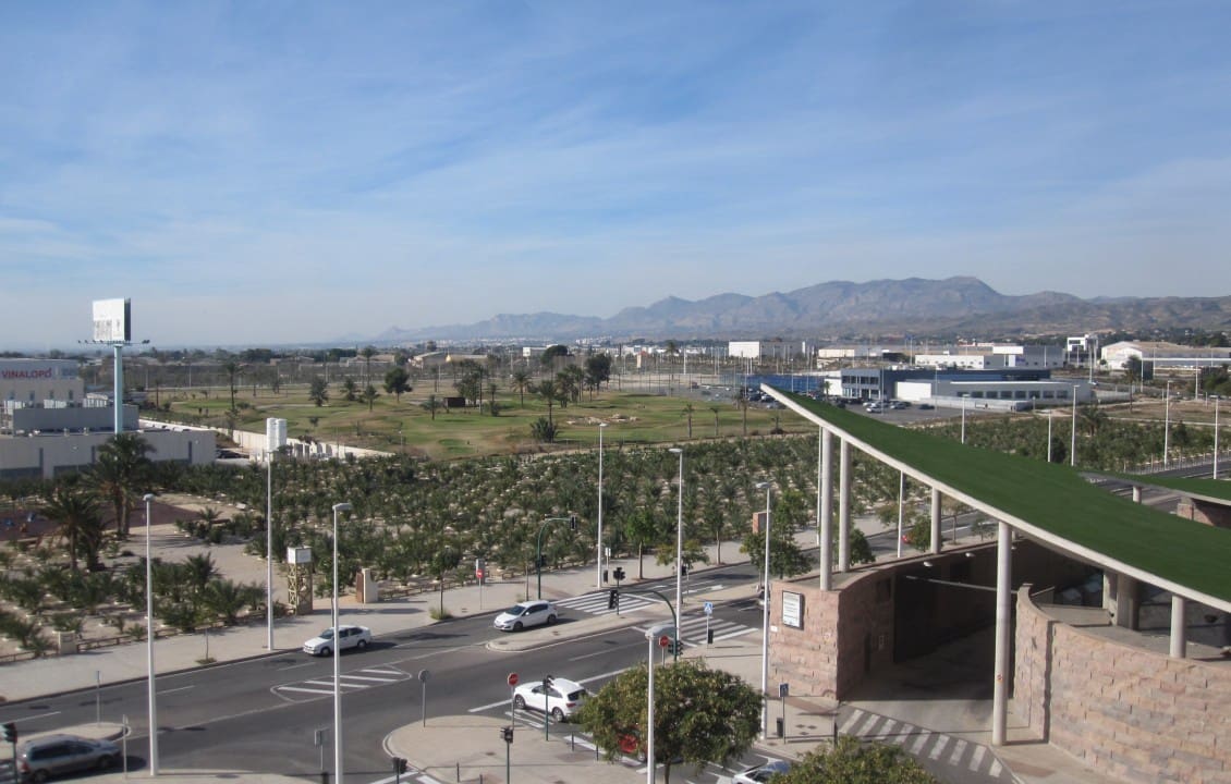 3 soveværelse Lejlighed til salg i Elche / Elx med garage - € 265.000 (Ref: 6685309)