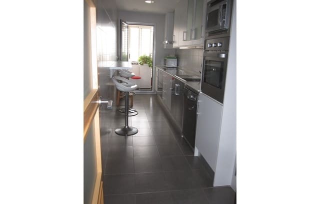 3 slaapkamer Flat te koop in Sector V, Elche / Elx met garage - € 265.000 (Ref: 6685309)