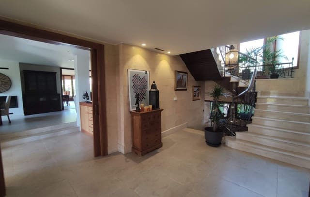 4 sypialnia Willa na sprzedaż w Alzabares, Elche / Elx z basenem garażem - 1 200 000 € (Ref: 7128368)