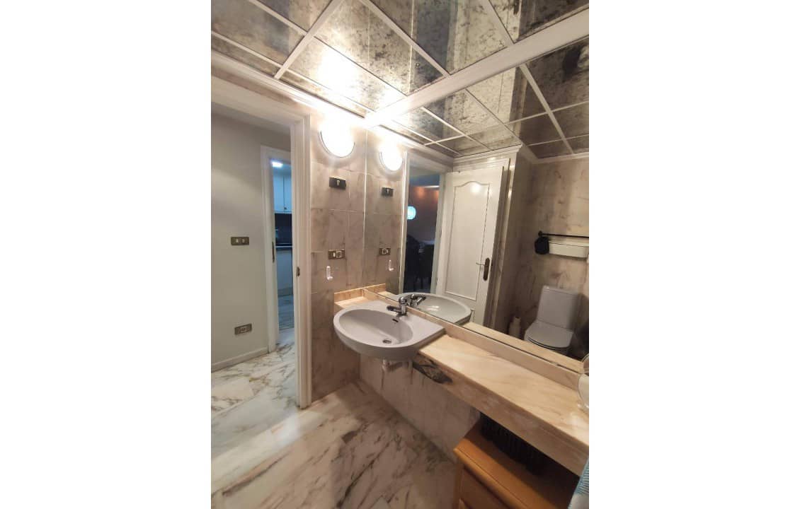   2 soveværelse   ferieLejlighed i Santa Pola   med   swimmingpool   - € 600 (Ref: 7256041)