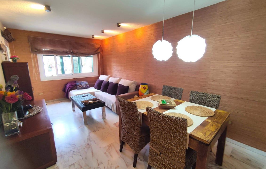   2 soveværelse   ferieLejlighed i Santa Pola   med   swimmingpool   - € 600 (Ref: 7256041)