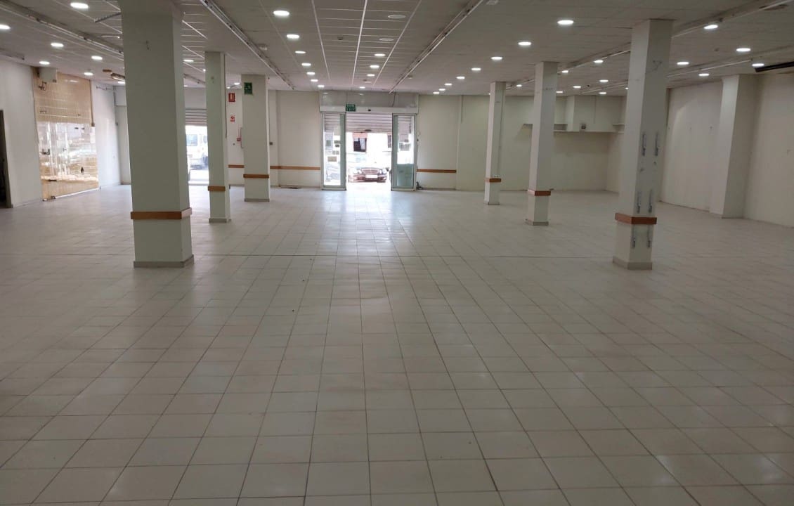 Virksomhed til leje i Catral - € 1.900 (Ref: 7394571)