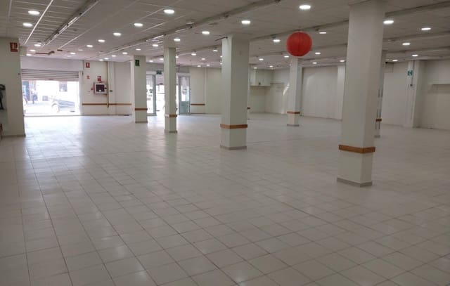 Biznes do wynajęcia w Catral - 1 900 € (Ref: 7394571)