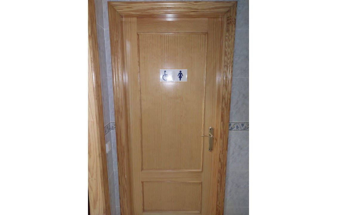 Virksomhed til leje i Catral - € 1.900 (Ref: 7394571)