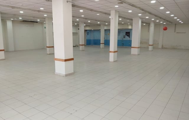 Biznes do wynajęcia w Catral - 1 900 € (Ref: 7394571)