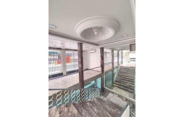 5 bedroom Business for sale in Centro, Elche / Elx - € 660,000 (Ref: 7556308)