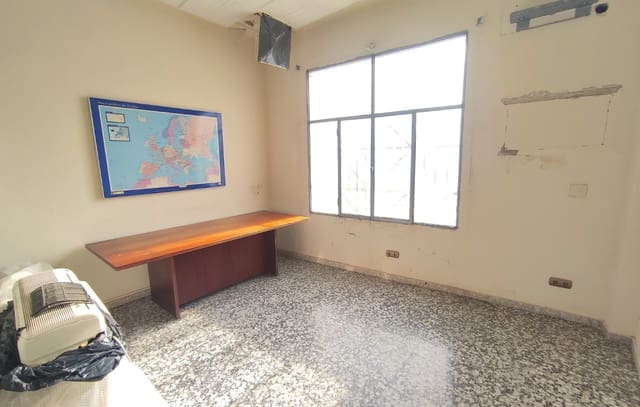 5 bedroom Business for sale in Centro, Elche / Elx - € 660,000 (Ref: 7556308)