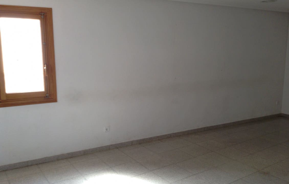 6 slaapkamer Kantoor te koop in Elche / Elx - € 240.000 (Ref: 7565501)