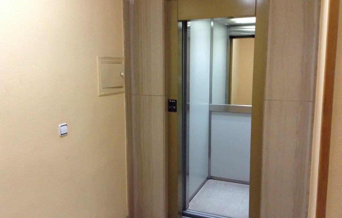 6 slaapkamer Kantoor te koop in Elche / Elx - € 240.000 (Ref: 7565501)