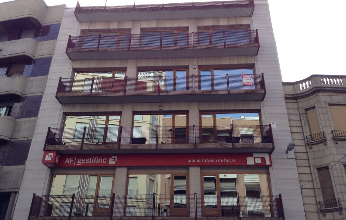 6 slaapkamer Kantoor te koop in Elche / Elx - € 240.000 (Ref: 7565501)