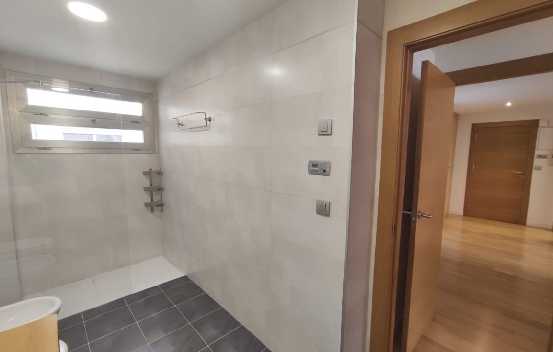 4 soveværelse Lejlighed til salg i Elche / Elx med garage - € 570.000 (Ref: 7723361)