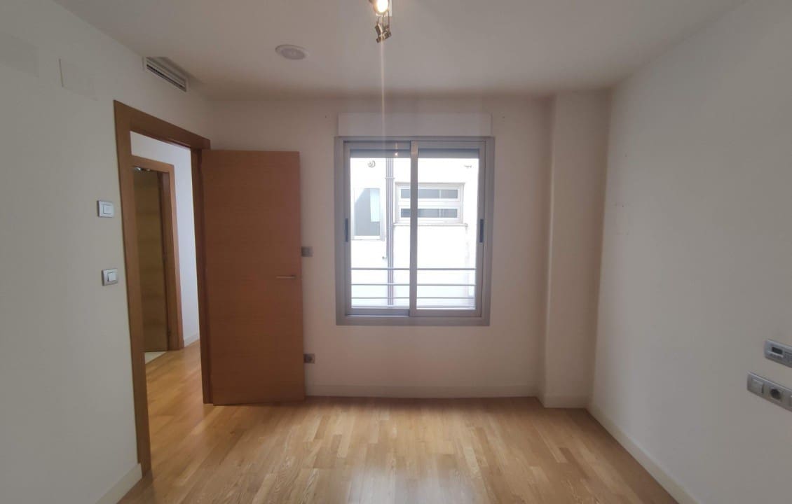 4 soveværelse Lejlighed til salg i Elche / Elx med garage - € 570.000 (Ref: 7723361)