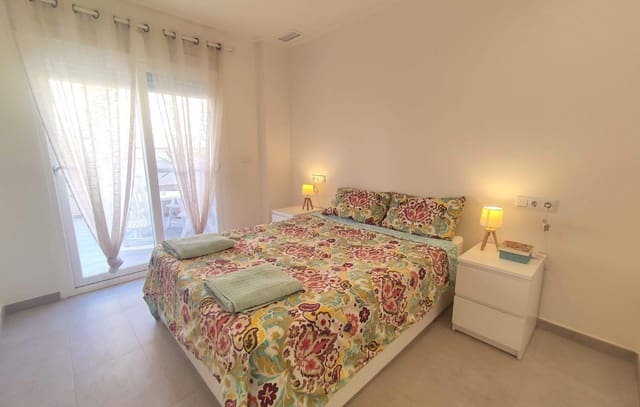 3 slaapkamer Appartement voor vakantieverhuur in Calas Santiago Bernabéu, Santa Pola met zwembad - € 950 (Ref: 7739408)