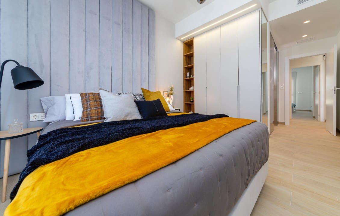 2 Zimmer Apartment zu verkaufen in El Raso mit Pool - 285.000 € (Ref: 8056605)