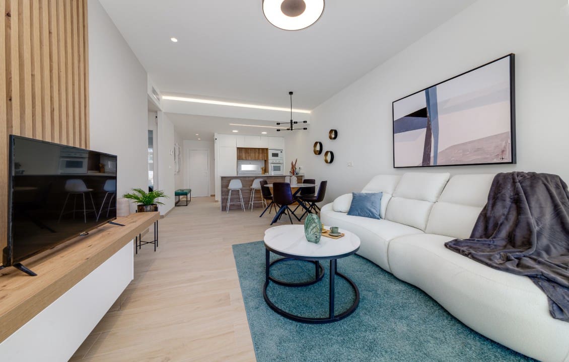 2 Zimmer Apartment zu verkaufen in El Raso mit Pool - 285.000 € (Ref: 8056605)