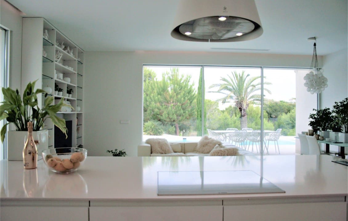 3 quarto Moradia para venda em Las Colinas Golf com piscina - 1 100 000 € (Ref: 8097694)