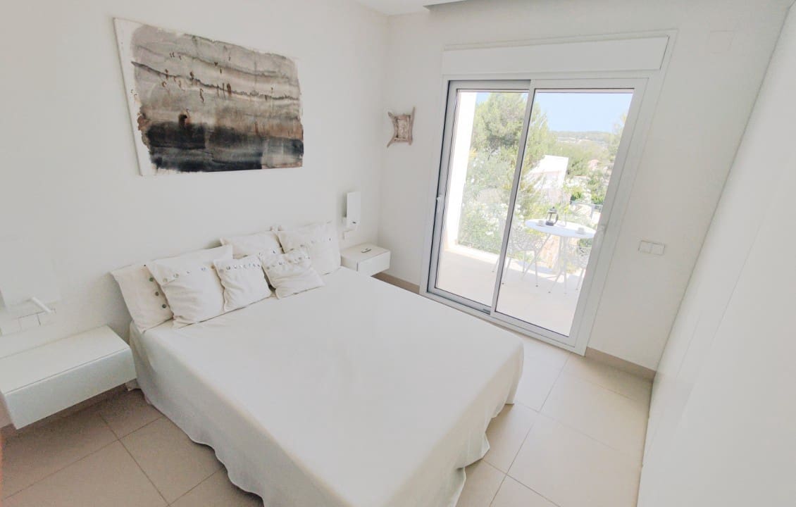 3 quarto Moradia para venda em Las Colinas Golf com piscina - 1 100 000 € (Ref: 8097694)