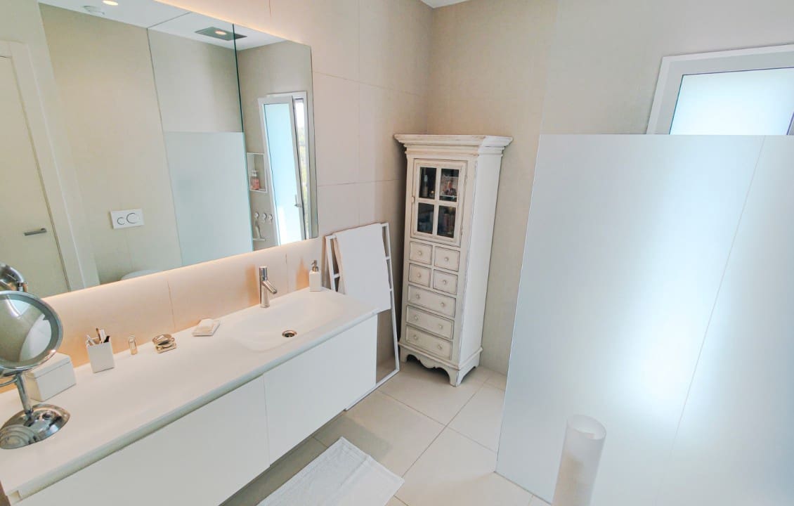 3 quarto Moradia para venda em Las Colinas Golf com piscina - 1 100 000 € (Ref: 8097694)