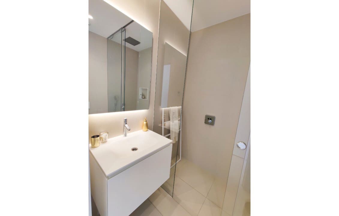 3 quarto Moradia para venda em Las Colinas Golf com piscina - 1 100 000 € (Ref: 8097694)