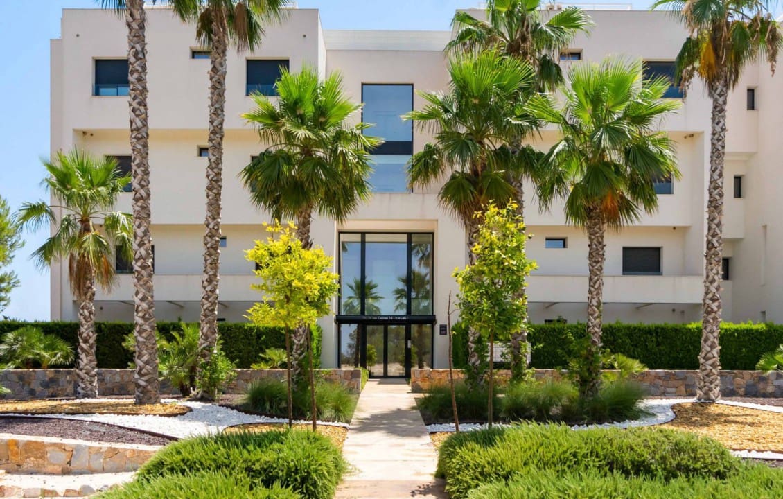 3 bedroom Apartment for sale in Las Colinas Golf with pool - € 519,000 (Ref: 8097695)