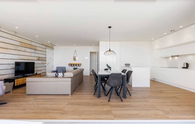 Apartamento de 3 habitaciones en Las Colinas Golf, Orihuela en venta con piscina - 519.000 € (Ref: 8097695)