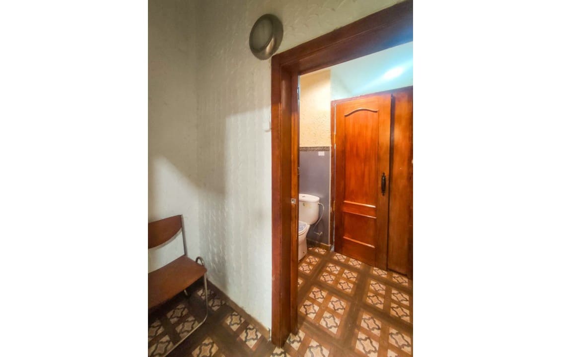 Entreprise de 2 chambres à louer à Elche / Elx - 500 € (Ref: 8149751)