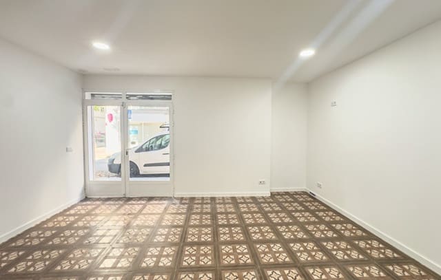 Negocio de 2 habitaciones en Centro, Elche / Elx en alquiler - 500 € (Ref: 8149751)