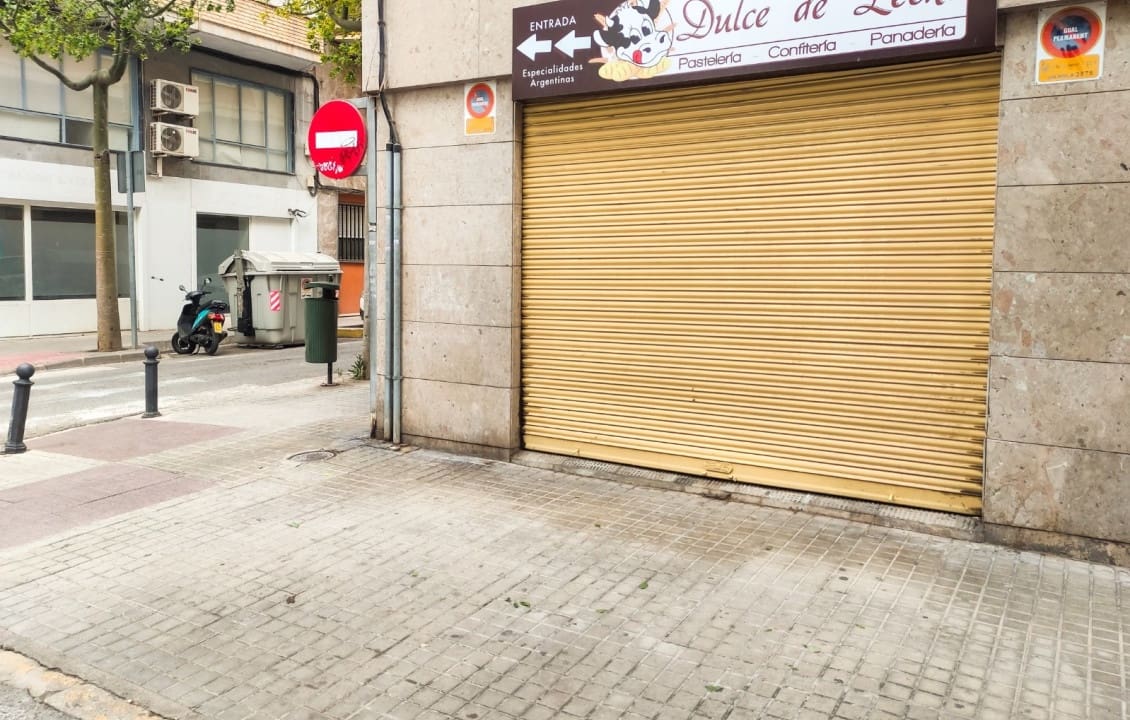 Entreprise de 2 chambres à louer à Elche / Elx - 500 € (Ref: 8149751)