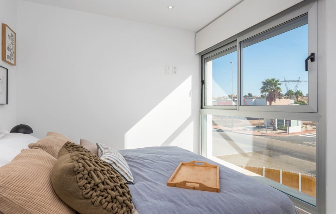 3 bedroom Villa for sale in Los Alcazares with pool - € 349,900 (Ref: 8304644)