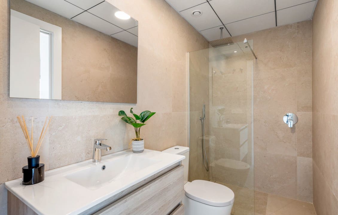 3 bedroom Villa for sale in Los Alcazares with pool - € 349,900 (Ref: 8304644)