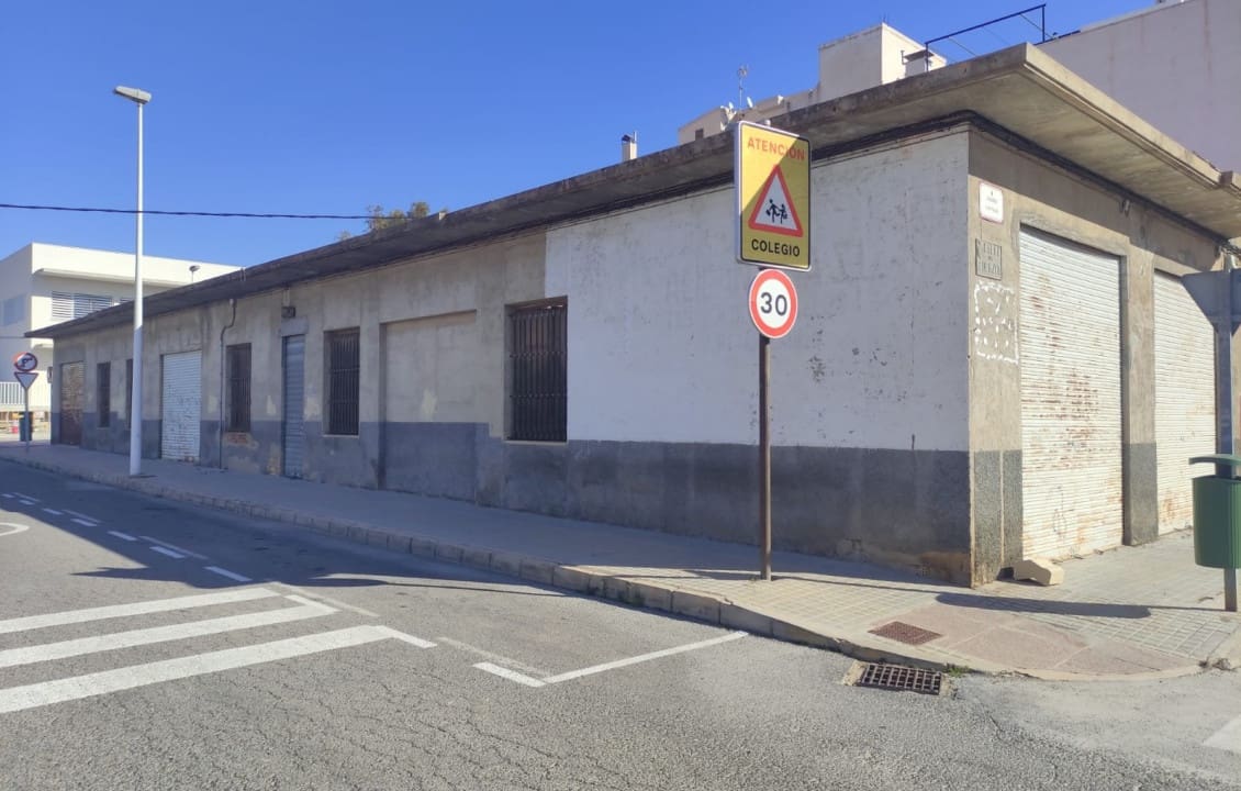 Byggetomt til salgs i Torrellano - € 300 000 (Ref: 8425338)