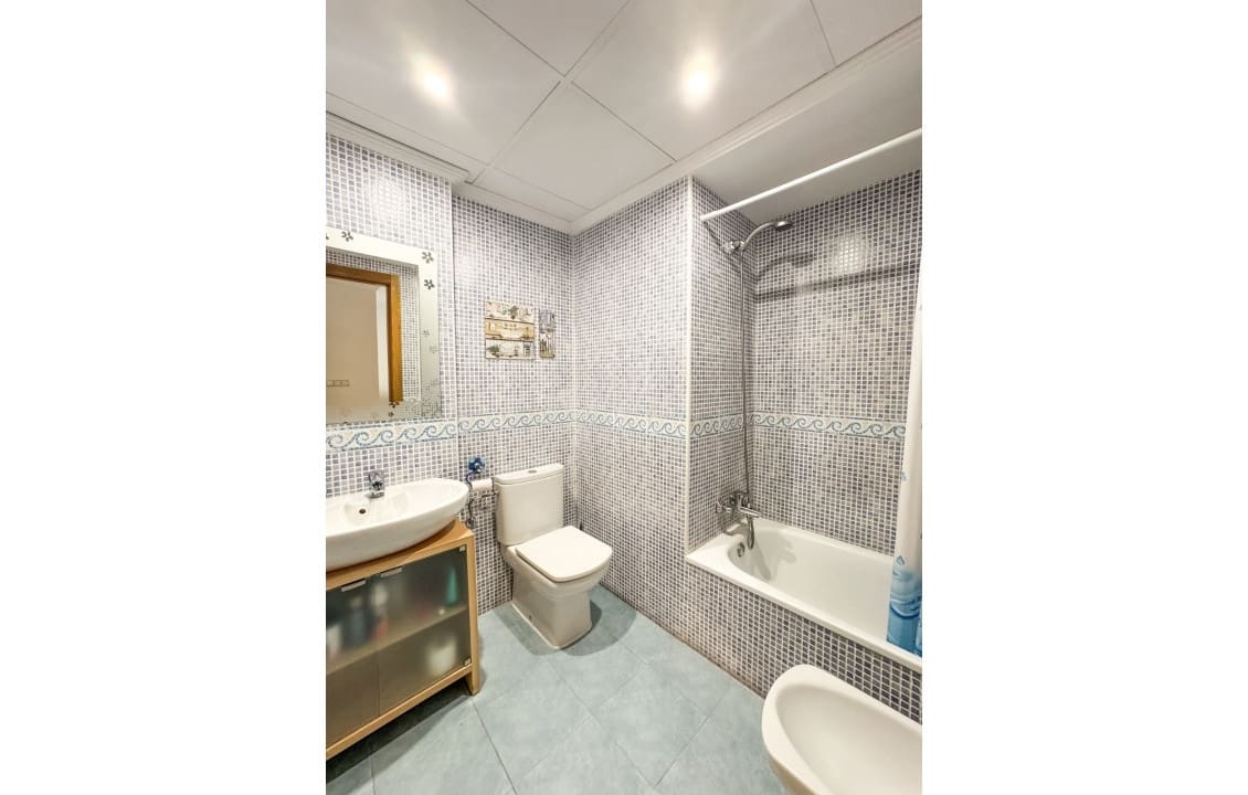 2 camera da letto Appartamento da affitare come casa vacanza in Arenales del Sol con piscina - 750 € (Rif: 8461272)