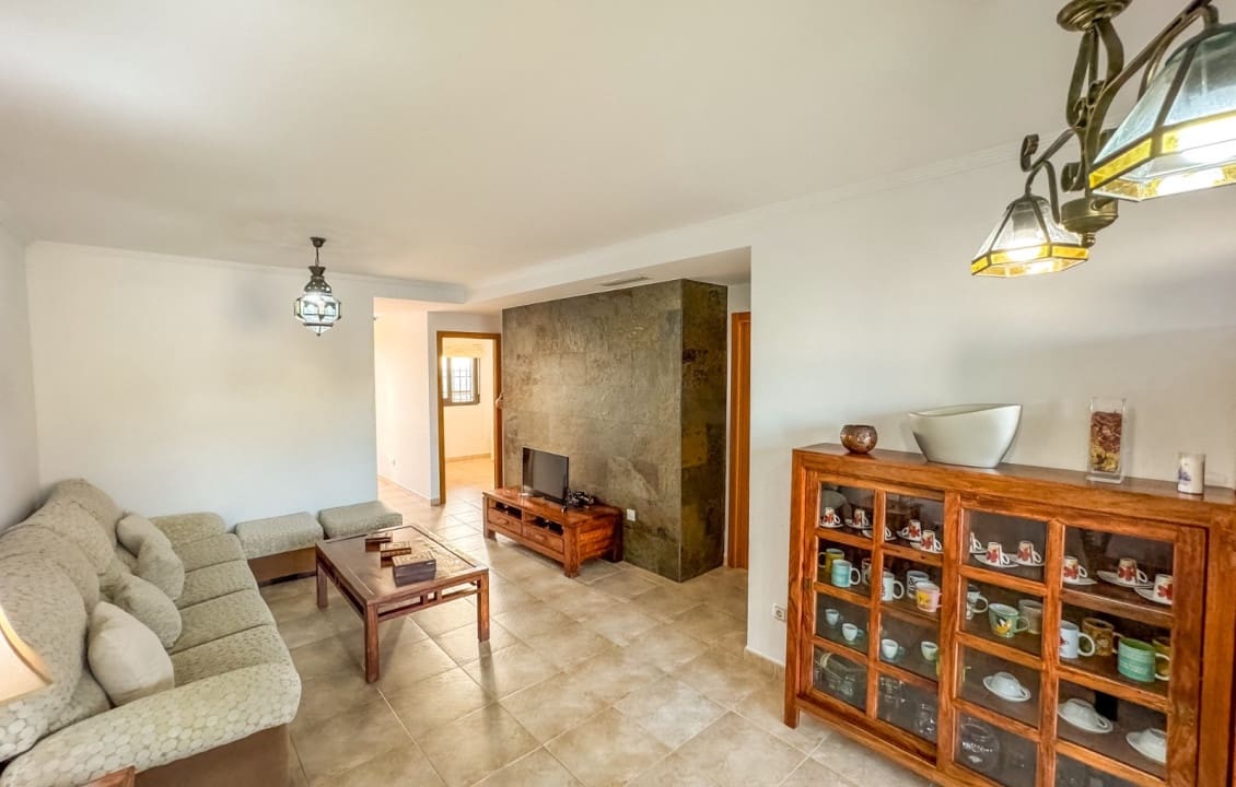 2 camera da letto Appartamento da affitare come casa vacanza in Arenales del Sol con piscina - 750 € (Rif: 8461272)