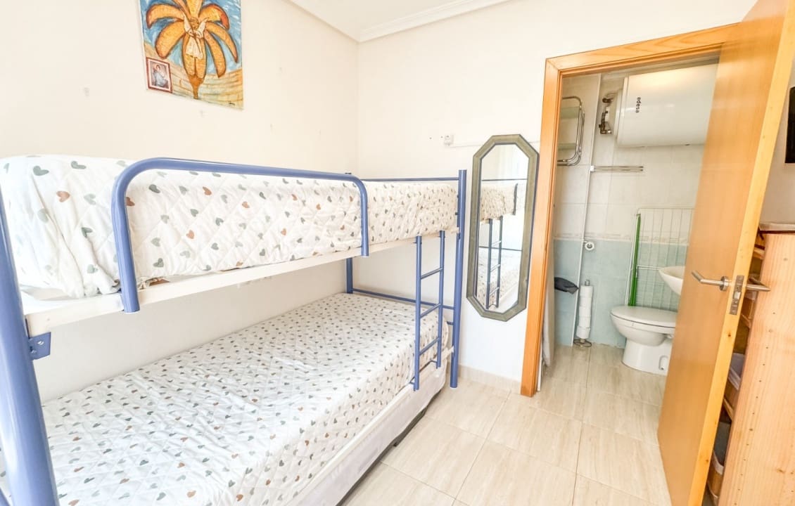 Appartement de 2 chambres de location de vacances à Santa Pola - 550 € (Ref: 8476930)