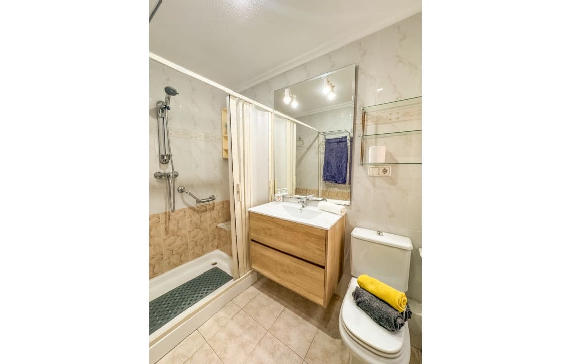 3 slaapkamer Appartement voor vakantieverhuur in Santa Pola - € 700 (Ref: 8566123)